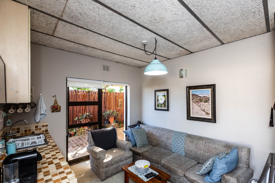 To Let 2 Bedroom Property for Rent in Kidds Beach Eastern Cape